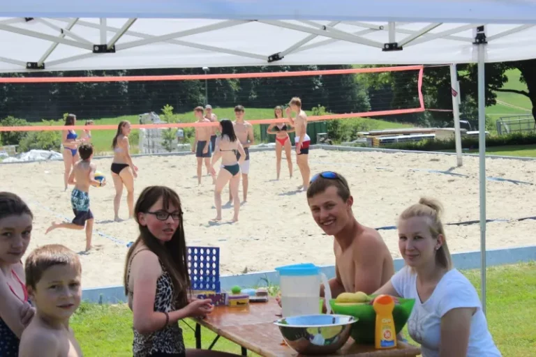 Animation mobile estivale à la piscine du Château à Tramelan, photo 1