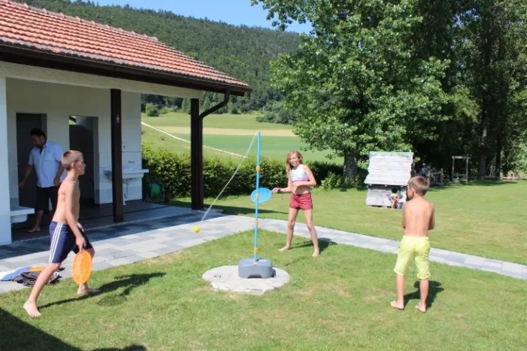 Animation mobile estivale à la piscine du Château à Tramelan, photo 6
