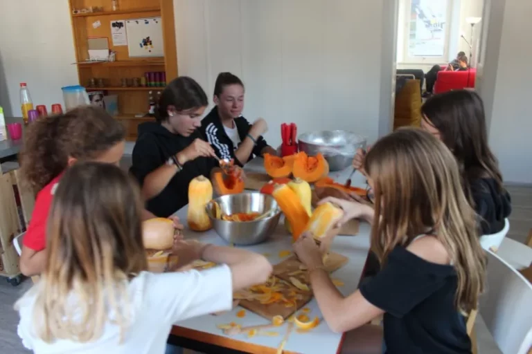 Préparation soupe à la courge pour le marché artisanal d'automne à Tramelan, photo 2