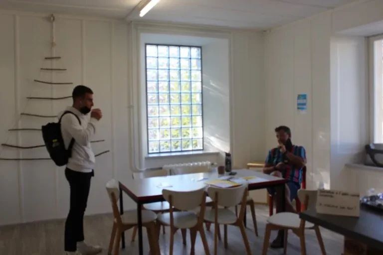 Apéro Covido compatible pour souhaiter la bienvenue à Flora à Tramelan, photo 4