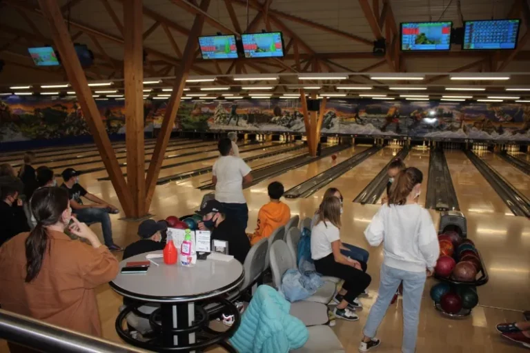 Sortie Bowling et pizza à la Croisée des Loisirs à Delémont, photo 7