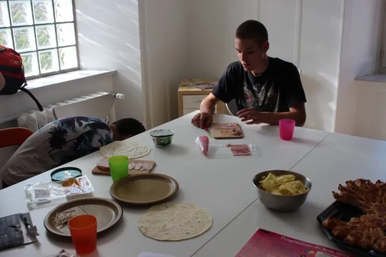 Soirée repas Saveurs d'ici et d'ailleurs à Tramelan, photo 5