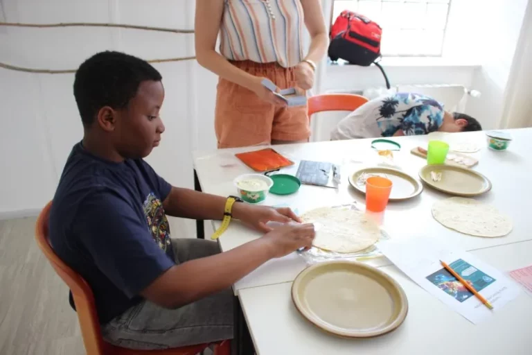 Soirée repas Saveurs d'ici et d'ailleurs à Tramelan, photo 6
