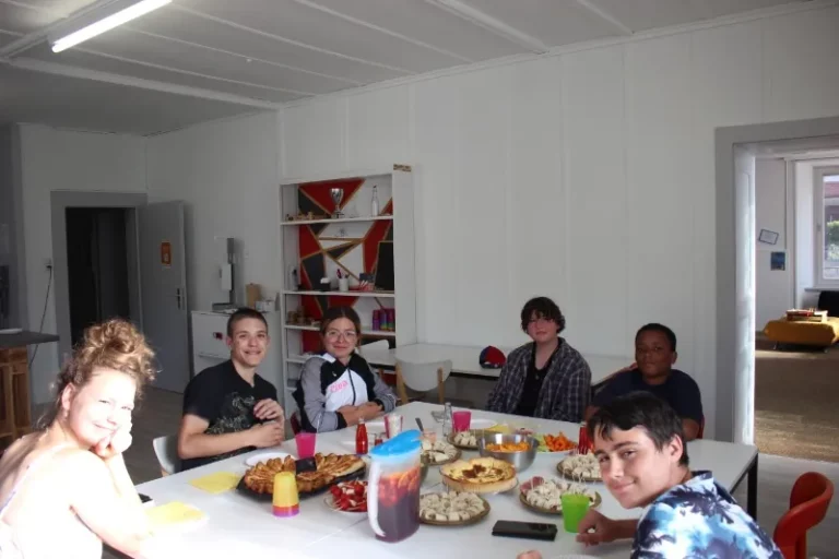 Soirée repas Saveurs d'ici et d'ailleurs à Tramelan, photo 17