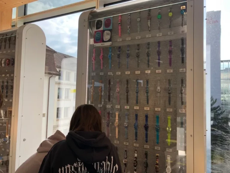 Visite du Musée OMEGA et SWATCH à Bienne, photo 3