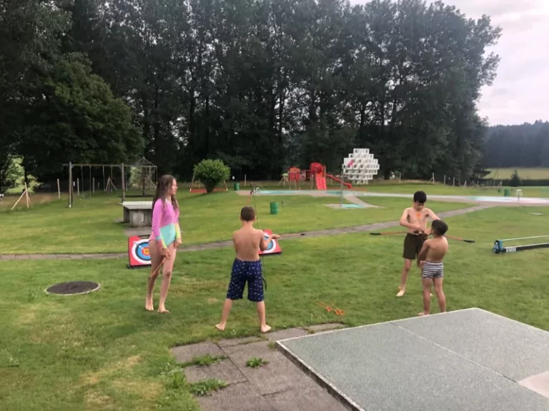 Animation estivale à la piscine du Château à Tramelan, photo 3