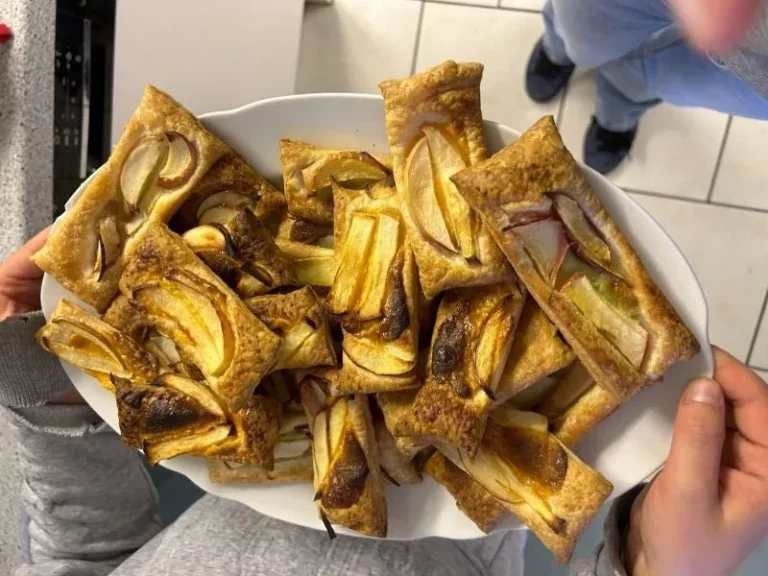 4 heures tartes aux pommes au local de Malleray, photo 5