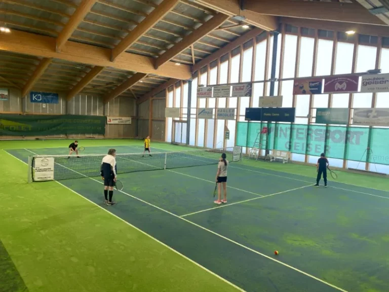 Initiation Tennis aux Reussilles avec Le Tennis Club Tramelan, photo 5