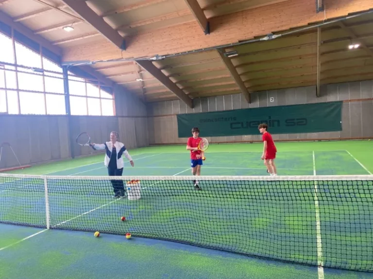 Initiation Tennis aux Reussilles avec Le Tennis Club Tramelan, photo 6